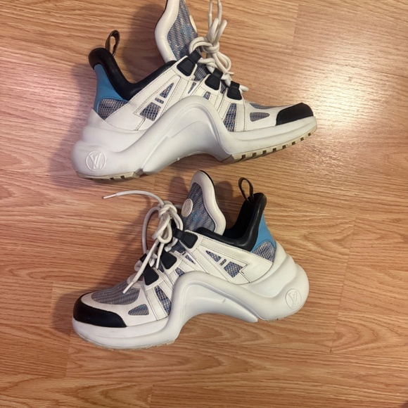 Louis Vuitton Archlight Sneakers White/Blue – Size 37 – Excellent Condition - Picture 3 of 4